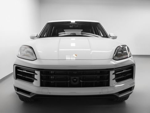 New 2026 Porsche Cayenne image 8