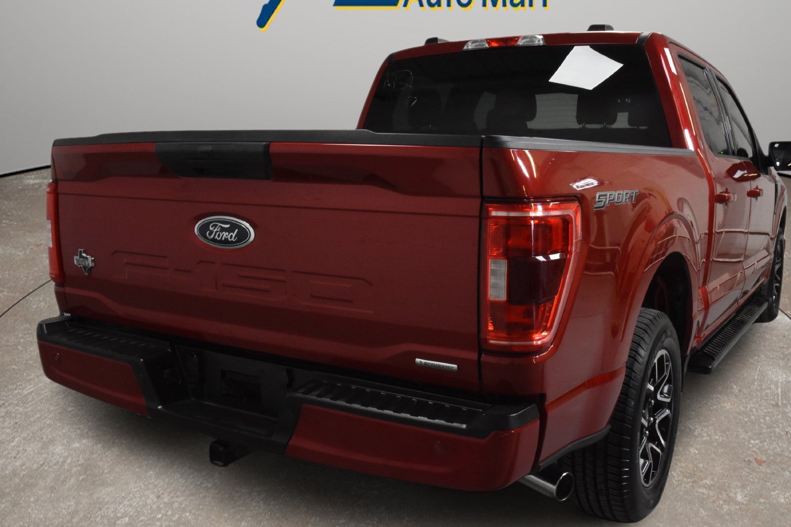 Used 2022 Ford F150 XLT w/ Equipment Group 301A Mid RWD image 3