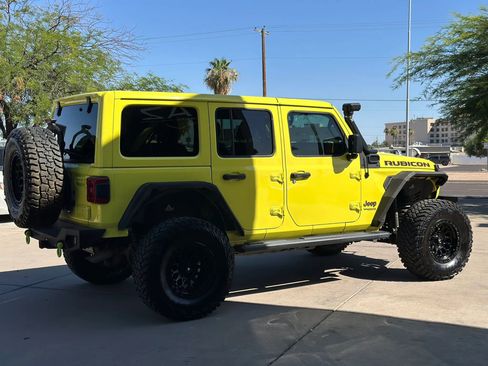 Used 2022 Jeep Wrangler Unlimited Rubicon w/ LED Lighting Group AWD/4WD image 6