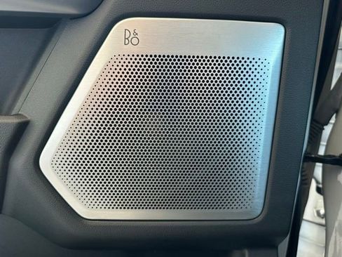 Certified 2023 Ford F150 Lariat w/ Equipment Group 502A High image 27