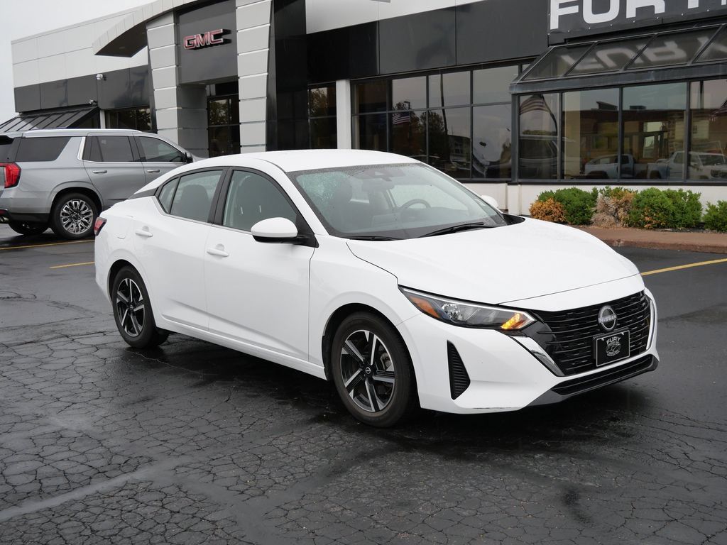 Used 2024 Nissan Sentra SV FWD image 3