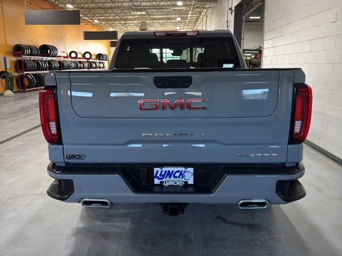 Used 2024 GMC Sierra 1500 Denali w/ Denali Reserve Package image 4
