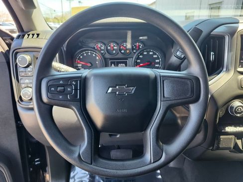 Used 2025 Chevrolet Silverado 1500 Custom Trail Boss w/ Turbomax Blackout Package AWD/4WD image 26