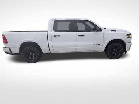 Used 2025 RAM 1500 Big Horn AWD/4WD image 39