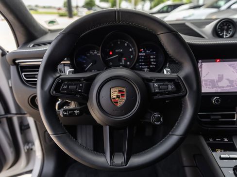 Certified 2024 Porsche Macan GTS AWD/4WD image 29