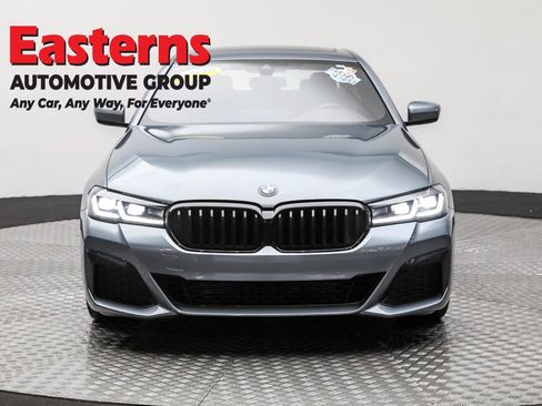Used 2022 BMW 530i xDrive w/ M Sport Package image 2