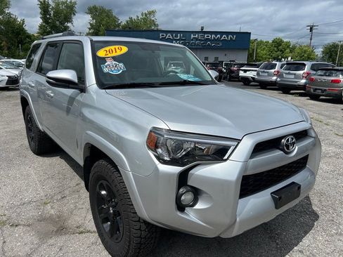 Used 2019 Toyota 4Runner SR5 Premium AWD/4WD image 1