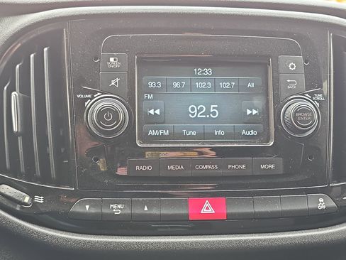 Used 2017 RAM ProMaster City Tradesman w/ Rear Back-up Camera Group image 15