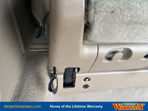 Used 2016 Chrysler Town & Country Touring image 50