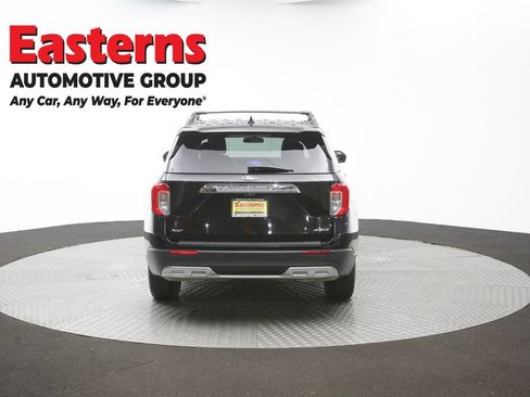Used 2022 Ford Explorer XLT w/ Equipment Group 202A AWD/4WD image 36