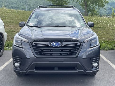 Certified 2022 Subaru Forester Limited w/ Popular Package #2 AWD/4WD image 3