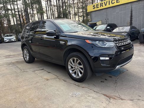 Used 2016 Land Rover Discovery Sport HSE image 4