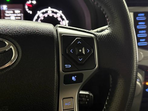 Used 2021 Toyota 4Runner SR5 image 22