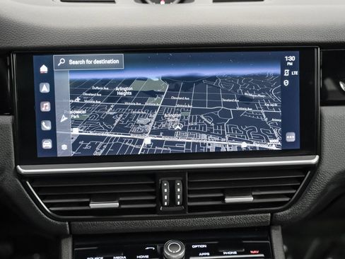 Certified 2023 Porsche Cayenne image 21