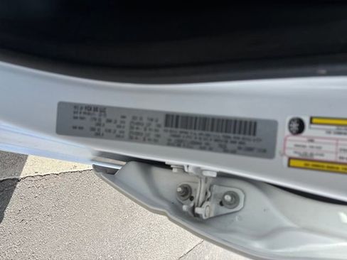 Used 2020 RAM 1500 Laramie image 31