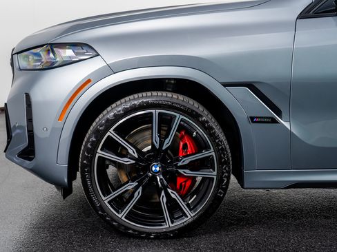 Used 2024 BMW X6 M60i image 19