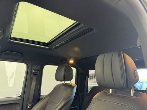 Used 2021 Mercedes-Benz G 550 image 5