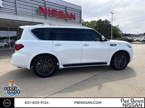 Used 2023 INFINITI QX80 Sensory w/ Cargo Package AWD/4WD image 7