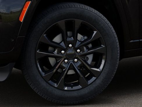 New 2026 Jeep Grand Cherokee Limited image 34