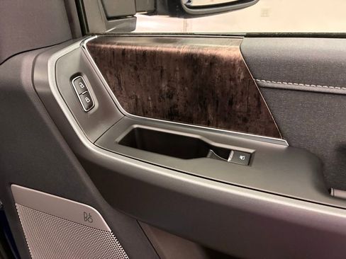 New 2026 Ford F250 Lariat w/ Black Appearance Package image 26