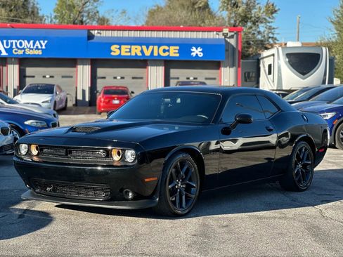 Used 2022 Dodge Challenger R/T w/ Blacktop Package image 1