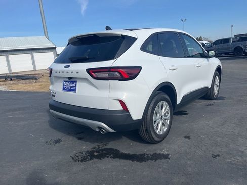 New 2026 Ford Escape Active image 3