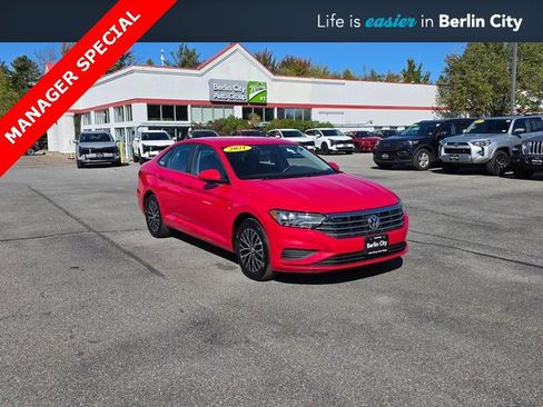 Used 2021 Volkswagen Jetta S image 1