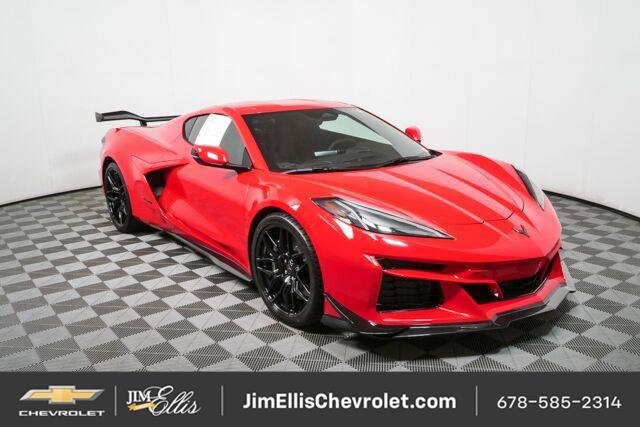 Used 2025 Chevrolet Corvette Z06 w/ Z07 Performance Package RWD image 1