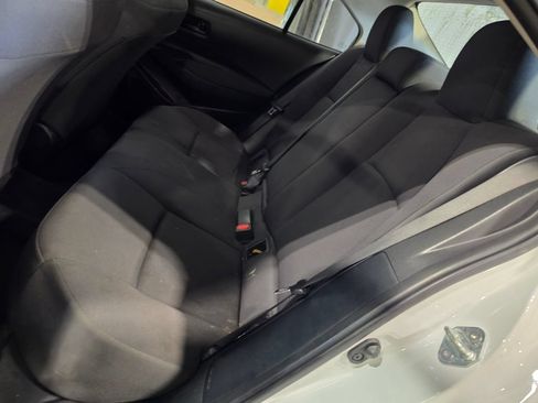 Used 2023 Toyota Corolla LE FWD image 7