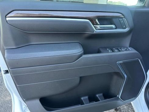 New 2025 Chevrolet Silverado 1500 LT image 32