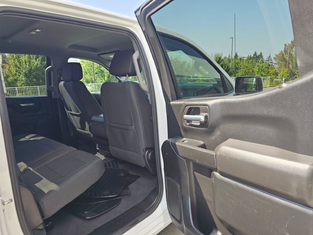 Used 2023 Chevrolet Silverado 1500 Custom AWD/4WD image 15