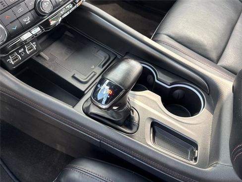 Used 2022 Dodge Durango R/T AWD/4WD image 9