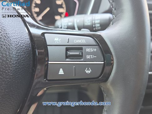 Certified 2025 Honda Pilot Touring image 20