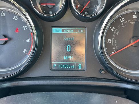 Used 2013 Buick Regal Premium image 28