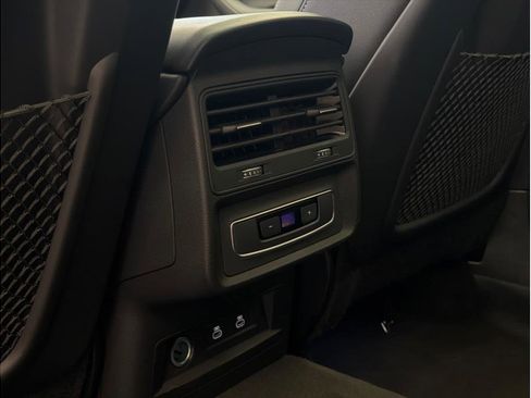 Used 2025 Audi Q7 3.0T Premium Plus AWD/4WD image 27