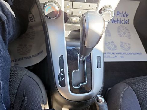 Used 2014 Chevrolet Cruze LT image 27
