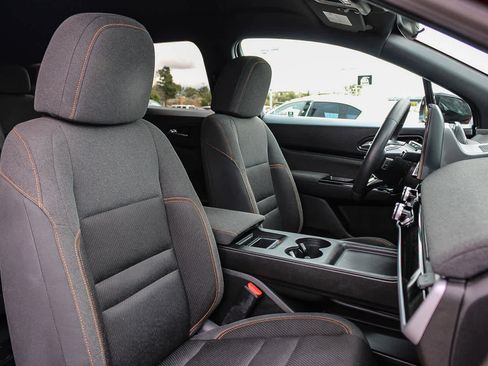 Used 2024 Honda Prologue EX image 16