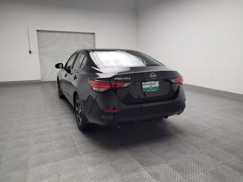 Used 2025 Nissan Sentra SV image 6