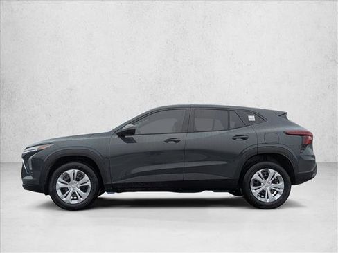 New 2026 Chevrolet Trax LS w/ Driver Confidence Package image 8