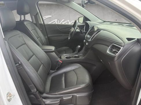 Used 2020 Chevrolet Equinox Premier FWD image 24