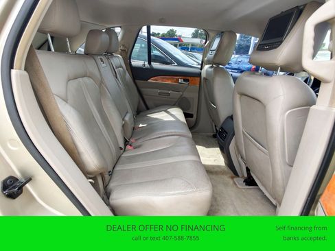 Used 2011 Lincoln MKX 2WD w/ Wood Pkg image 15