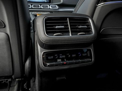 New 2026 Mercedes-Benz GLS 580 4MATIC image 20