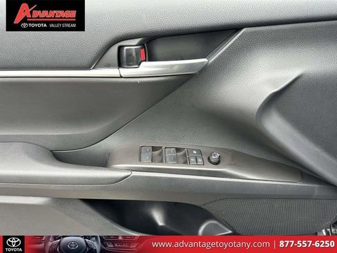Used 2024 Toyota Camry SE FWD image 20