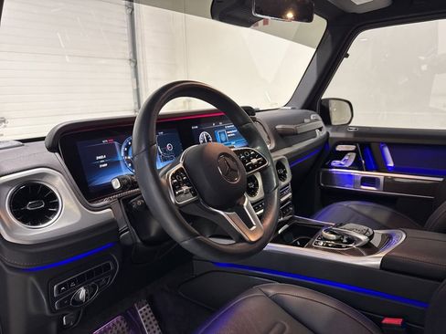 Used 2021 Mercedes-Benz G 550 image 11