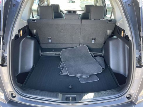 Used 2020 Honda CR-V LX image 7