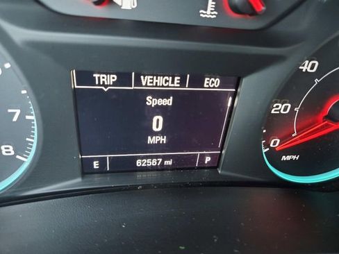 Used 2019 Chevrolet Equinox LS image 19