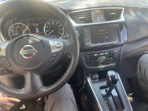 Used 2019 Nissan Sentra SV FWD image 12