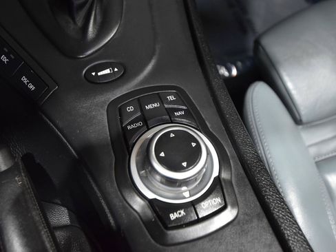 Used 2009 BMW M3 Convertible RWD image 40