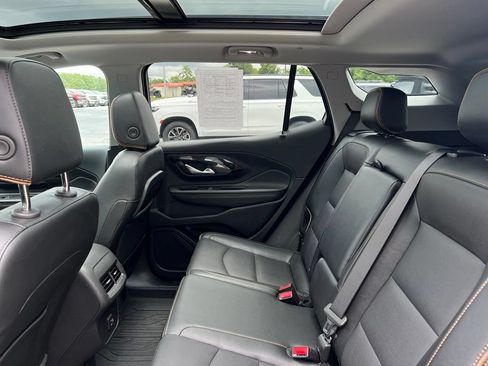 Used 2024 GMC Terrain AT4 w/ Infotainment Package II AWD/4WD image 8