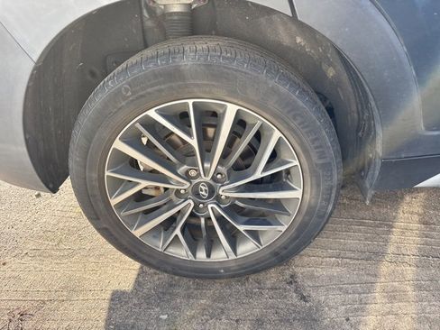 Used 2021 Hyundai Tucson Ultimate w/ Cargo Package image 13